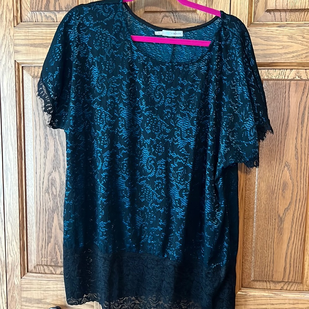2x Maurices top with lace overlay